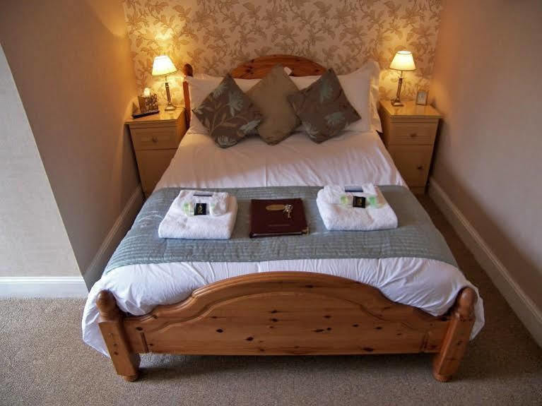 Coppice House Bed & Breakfast คาลเลนเดอร์ ภายนอก รูปภาพ