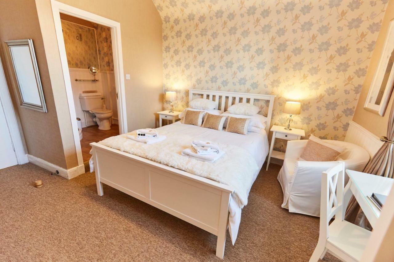 Coppice House Bed & Breakfast คาลเลนเดอร์ ภายนอก รูปภาพ