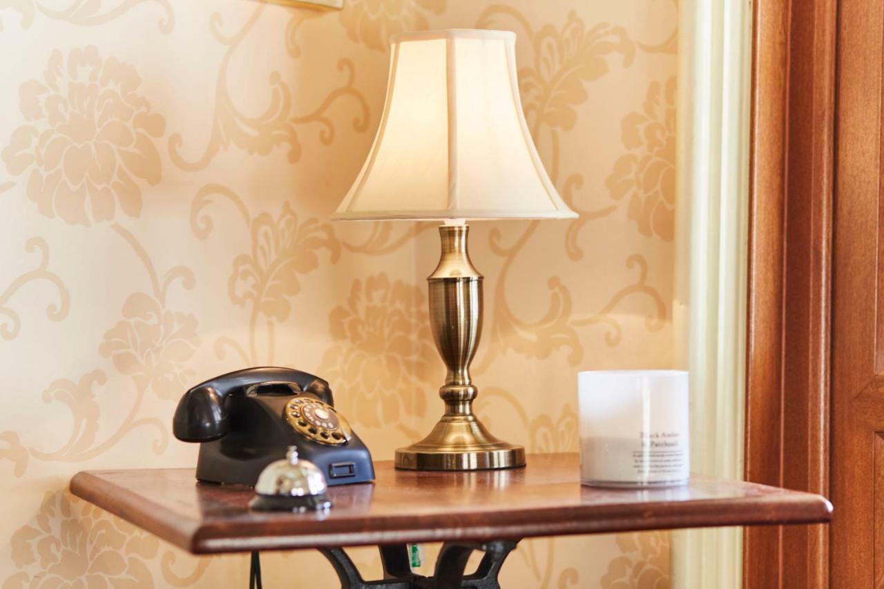 Coppice House Bed & Breakfast คาลเลนเดอร์ ภายนอก รูปภาพ