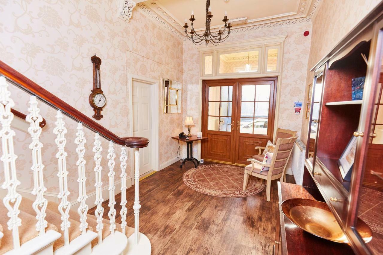 Coppice House Bed & Breakfast คาลเลนเดอร์ ภายนอก รูปภาพ